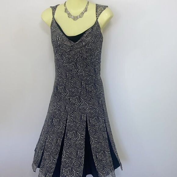 BCBG Dress Geometric Drop Waist Panel Skirt Silk Sz 6 Excellent - Picture 5 of 8